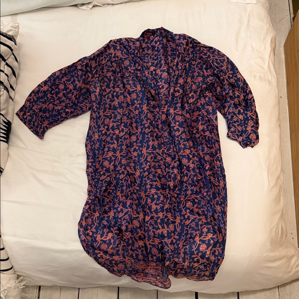 MATTA Floral Navy/ Orange silk button down M